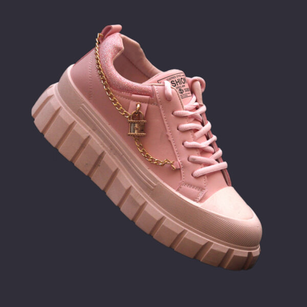 Lock Chain Sneakers